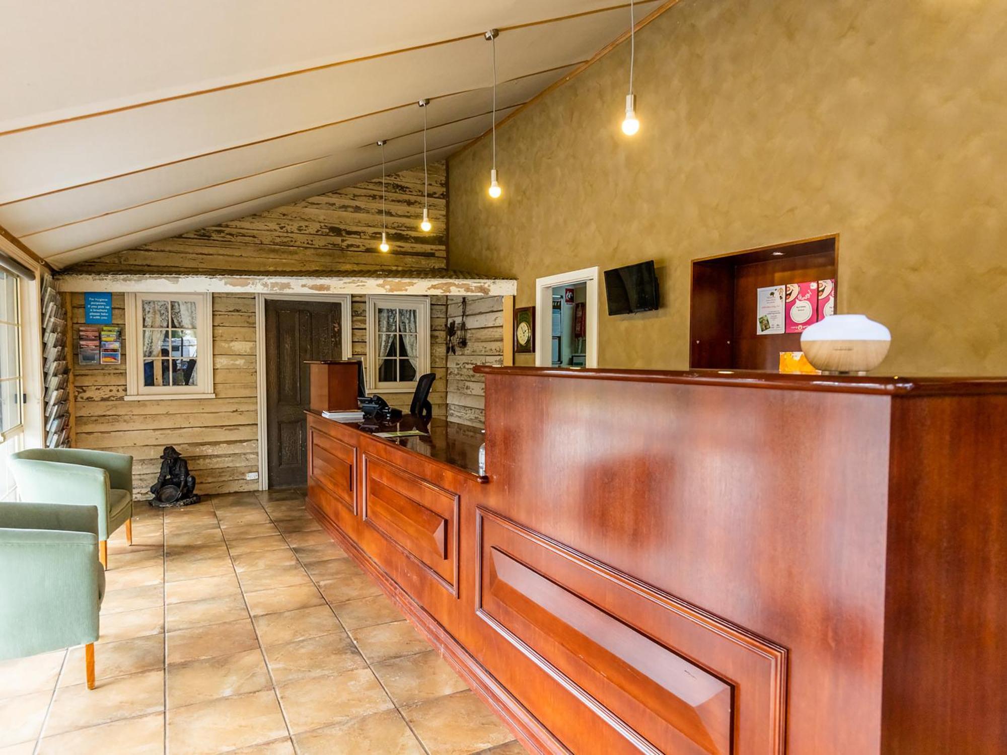 Nrma Ballarat Holiday Park Екстериор снимка