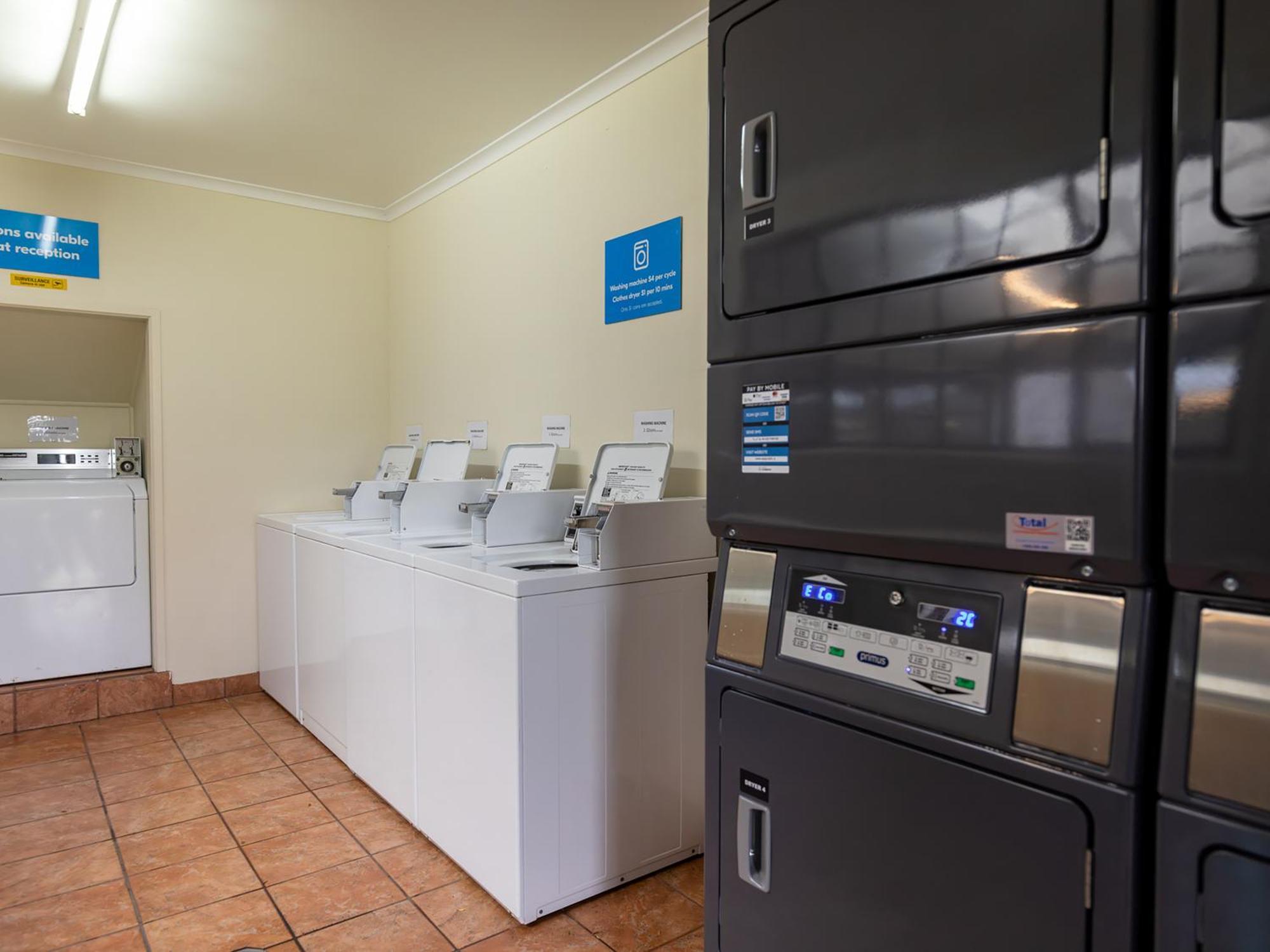 Nrma Ballarat Holiday Park Екстериор снимка