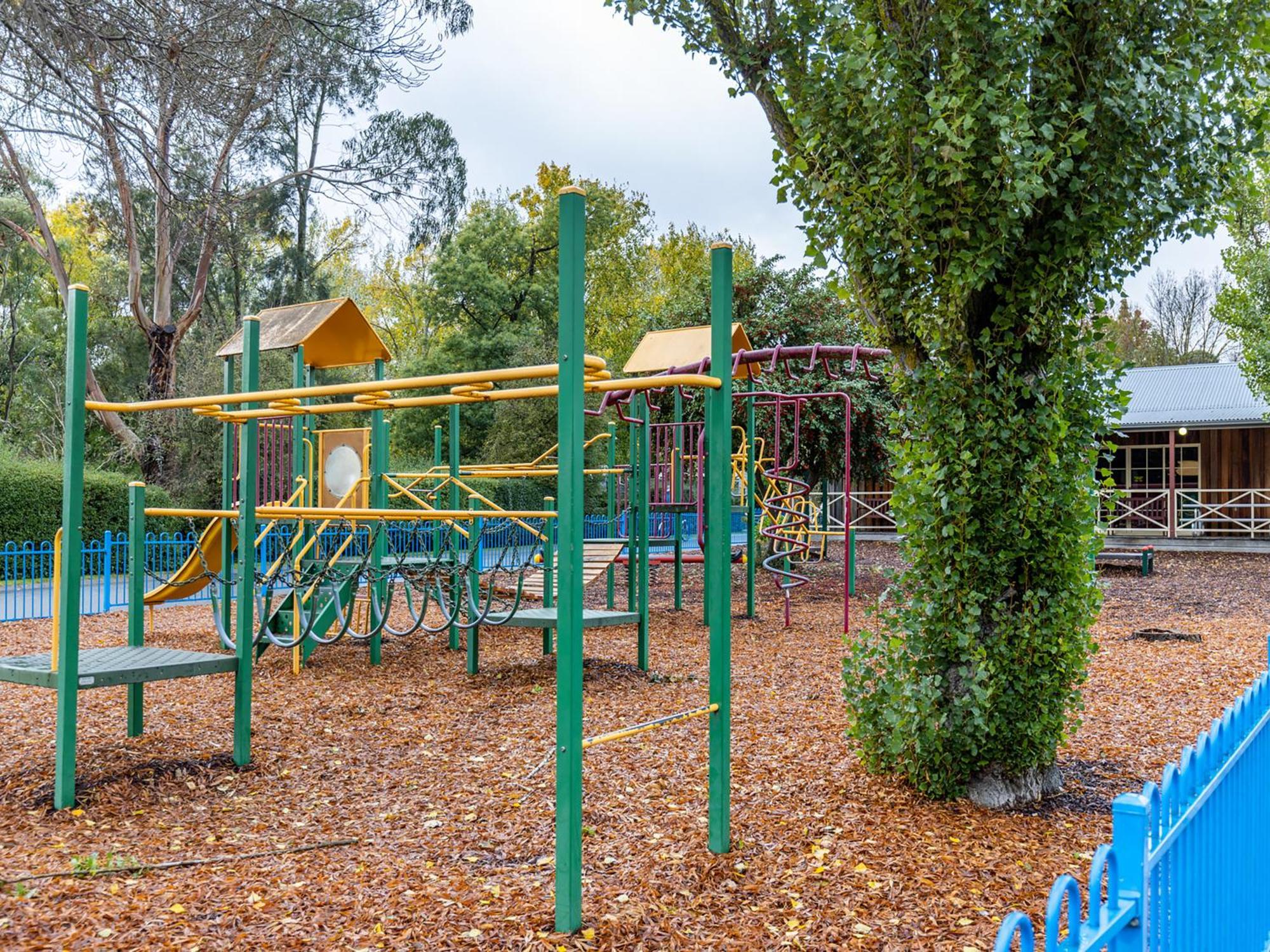 Nrma Ballarat Holiday Park Екстериор снимка