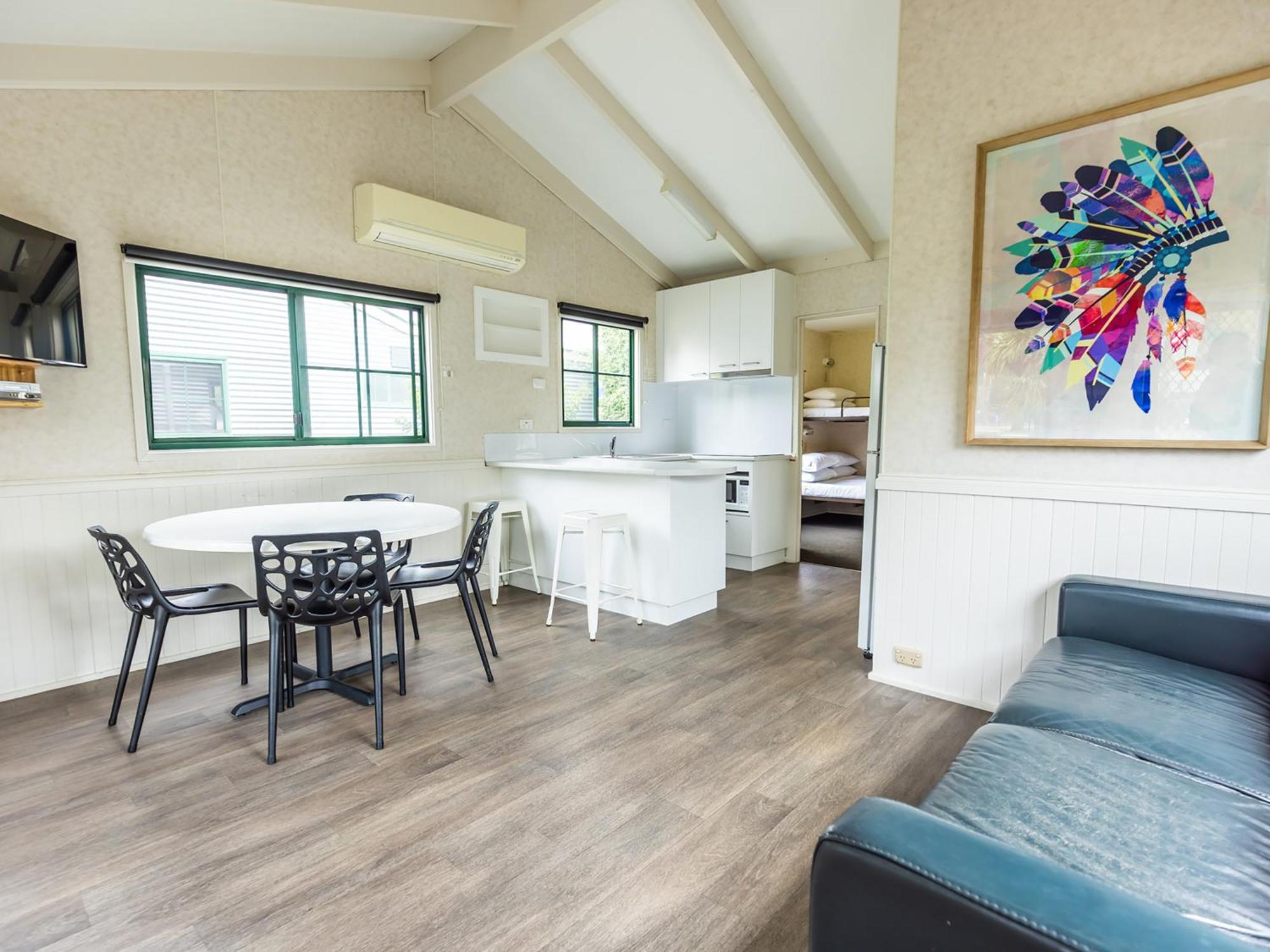 Nrma Ballarat Holiday Park Стая снимка