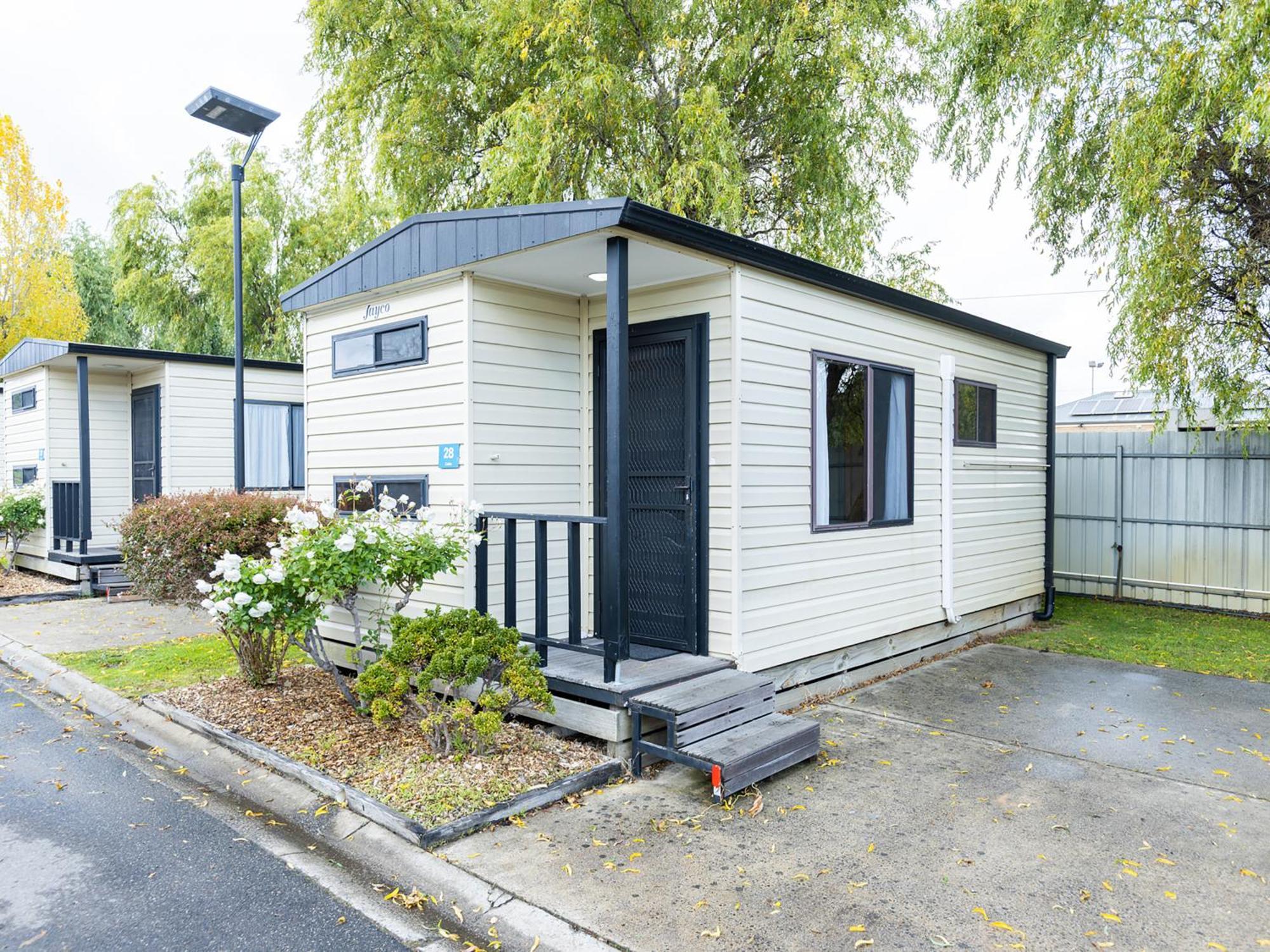 Nrma Ballarat Holiday Park Стая снимка